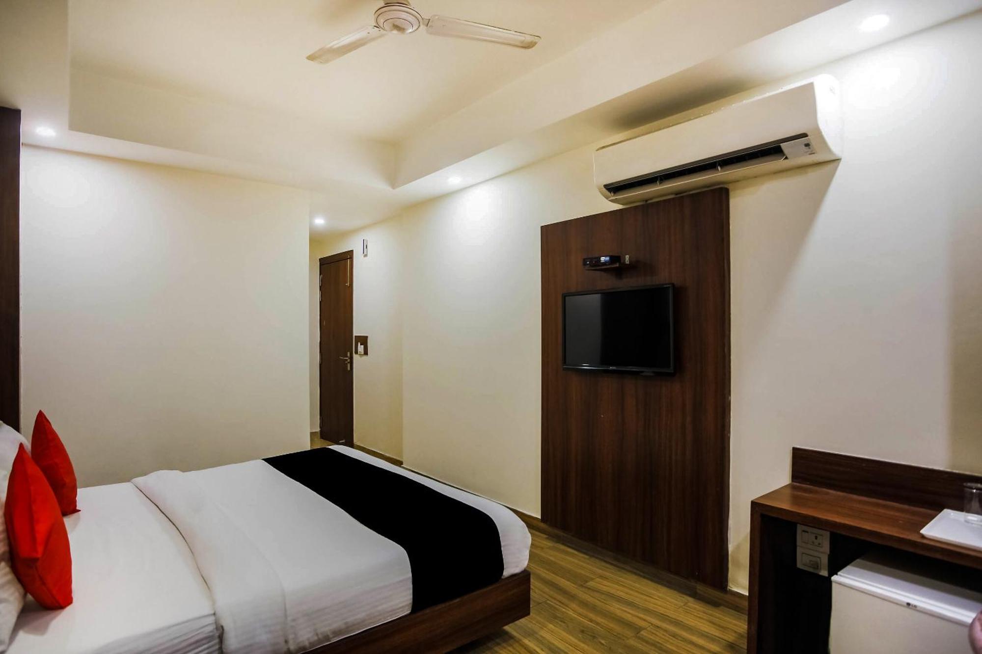 Collection O The Kailash Dev Hotel Neu-Delhi Exterior foto