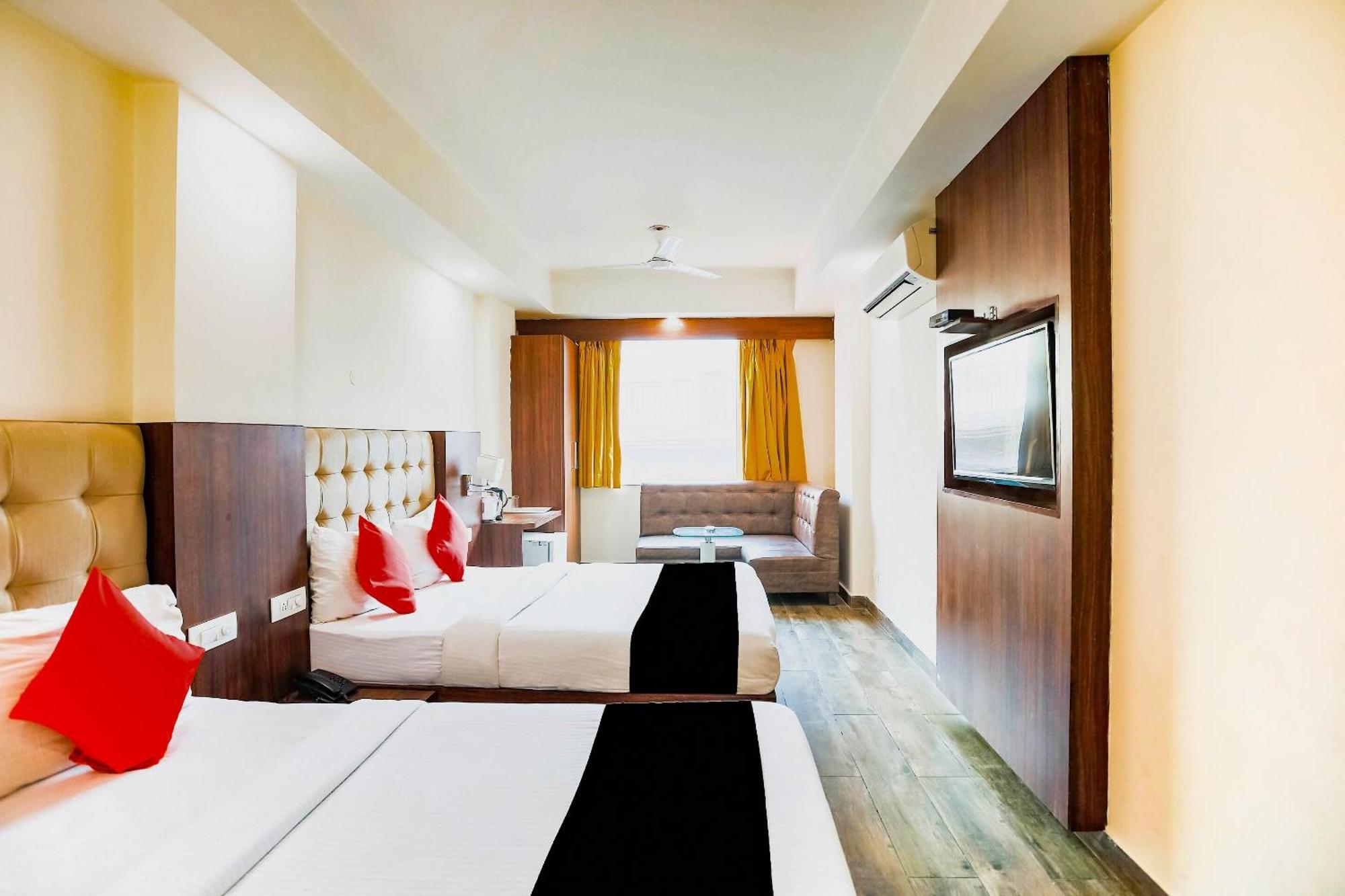 Collection O The Kailash Dev Hotel Neu-Delhi Exterior foto