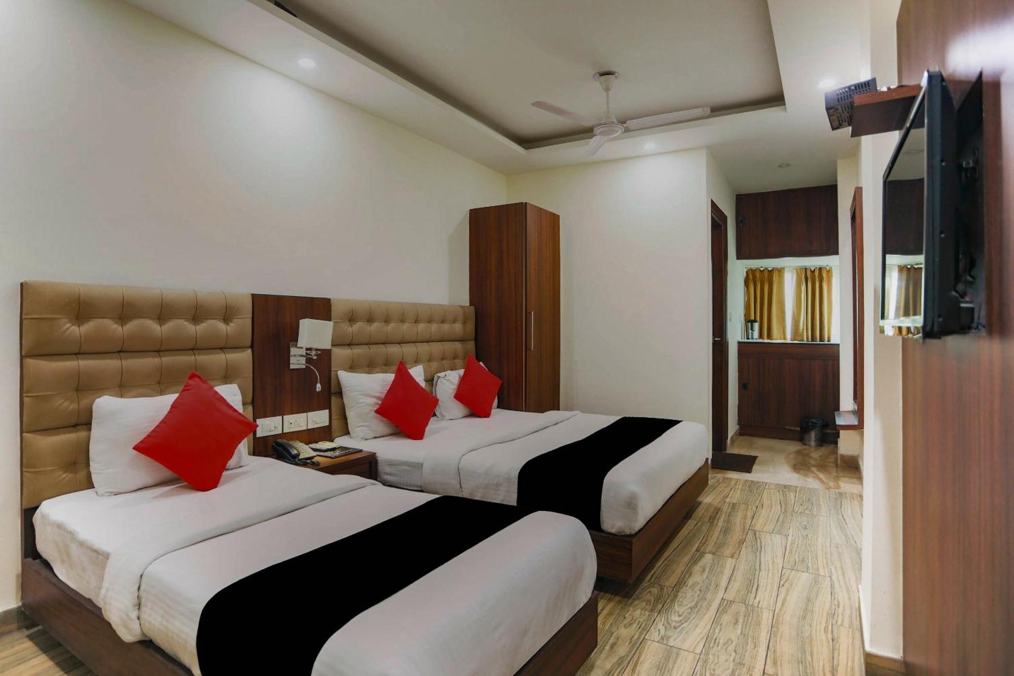 Collection O The Kailash Dev Hotel Neu-Delhi Exterior foto