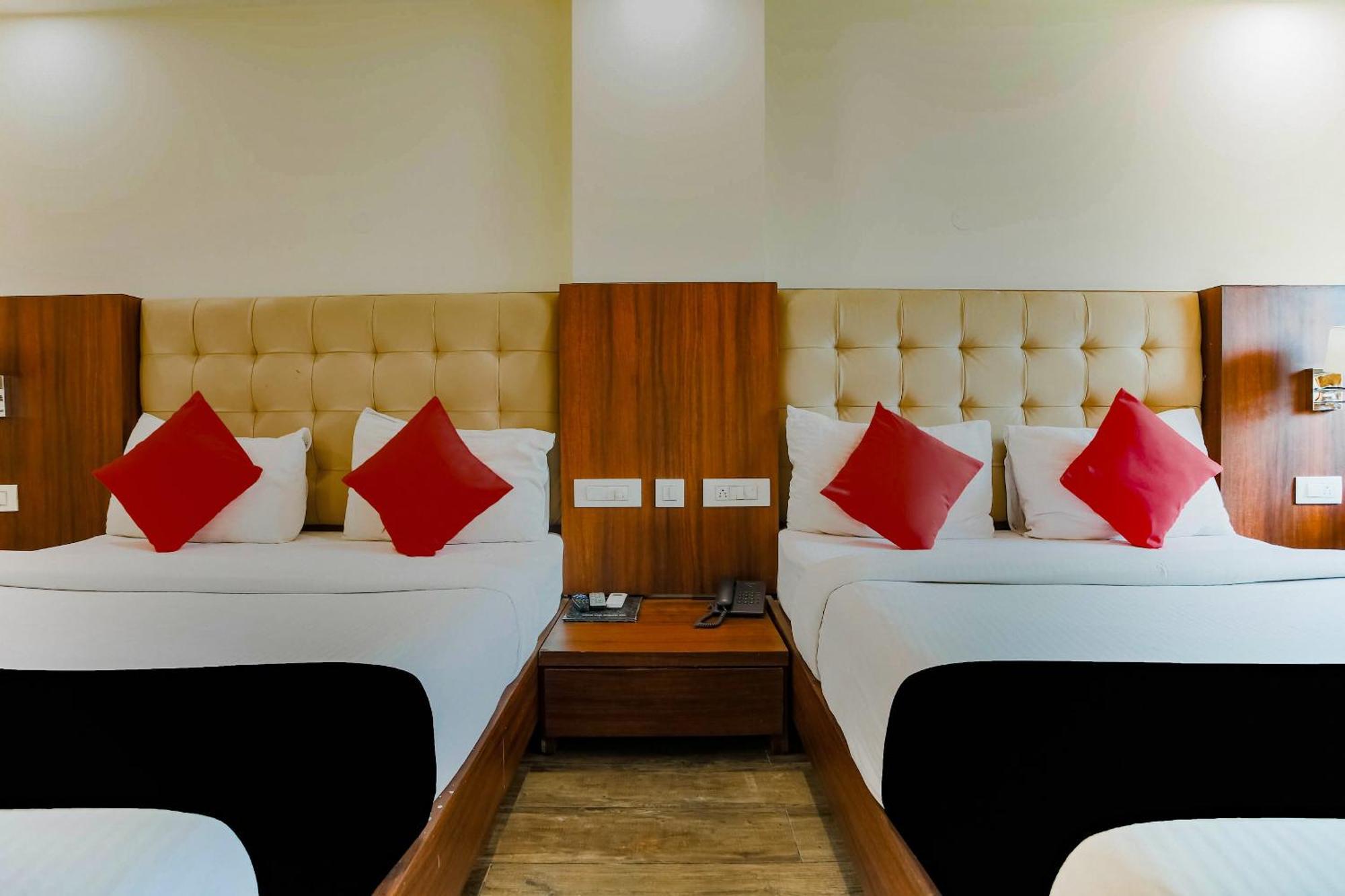 Collection O The Kailash Dev Hotel Neu-Delhi Exterior foto