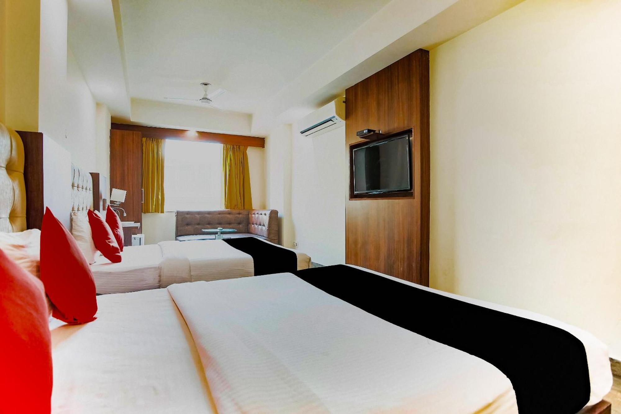 Collection O The Kailash Dev Hotel Neu-Delhi Exterior foto